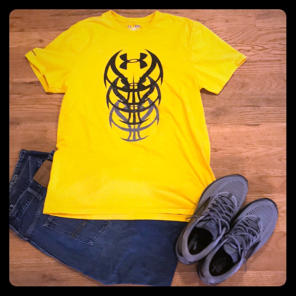Men’s Under Armour T-shirt